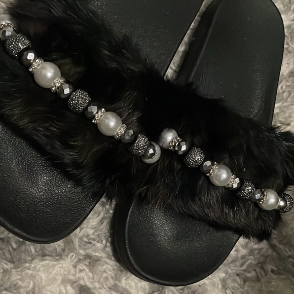 Slides - Picture 3 of 3